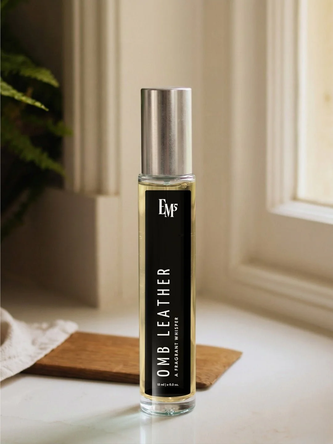 Omb Leather | Eau De Parfum - Image 11